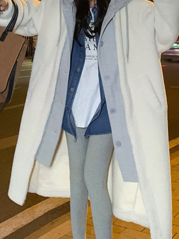 Everyday wear oversized sherpa long coat in white with cozy lining and flattering silhouette