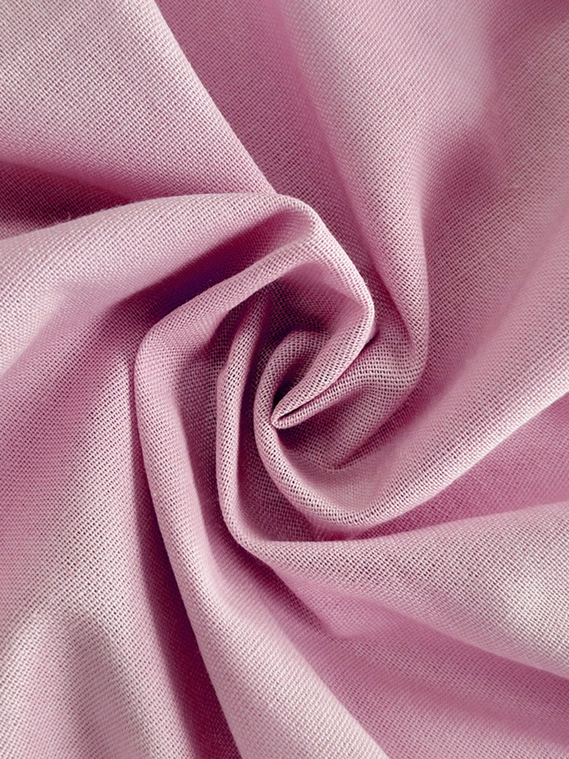 Lightweight linen-blend set with sleeveless top and wide-leg pants featuring elastic waistband and side slits for breathability