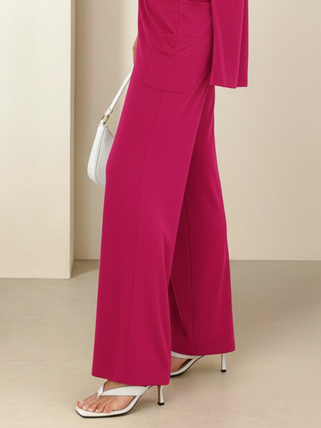 Oversized long-line loungewear set with pullover and wide-leg pants in soft knit fabric
