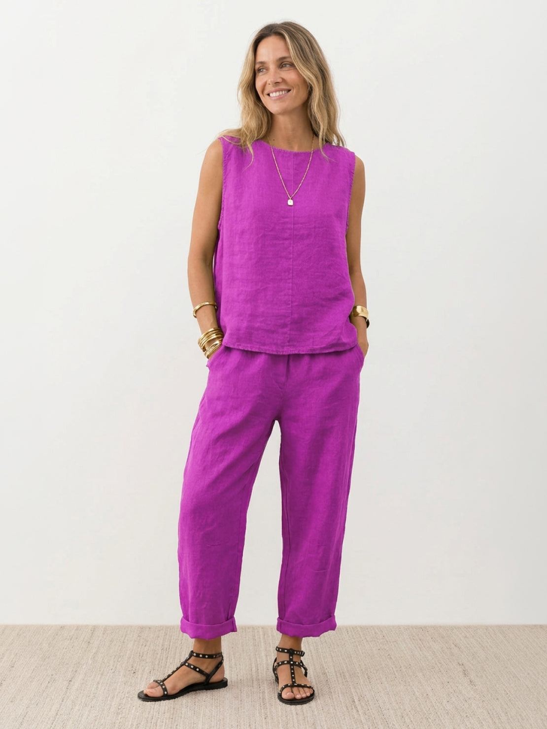 100% cotton crinkle sleeveless top and straight-leg pants set with elastic waistband