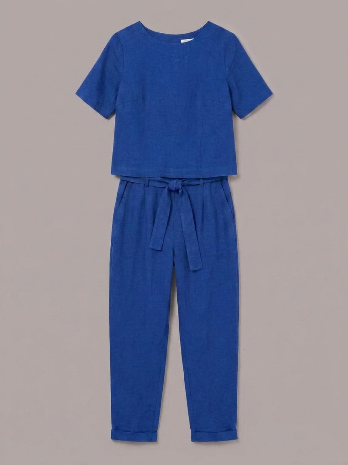 Women’s relaxed cotton-linen set with short-sleeve top and straight-leg pants in monochrome beige tone