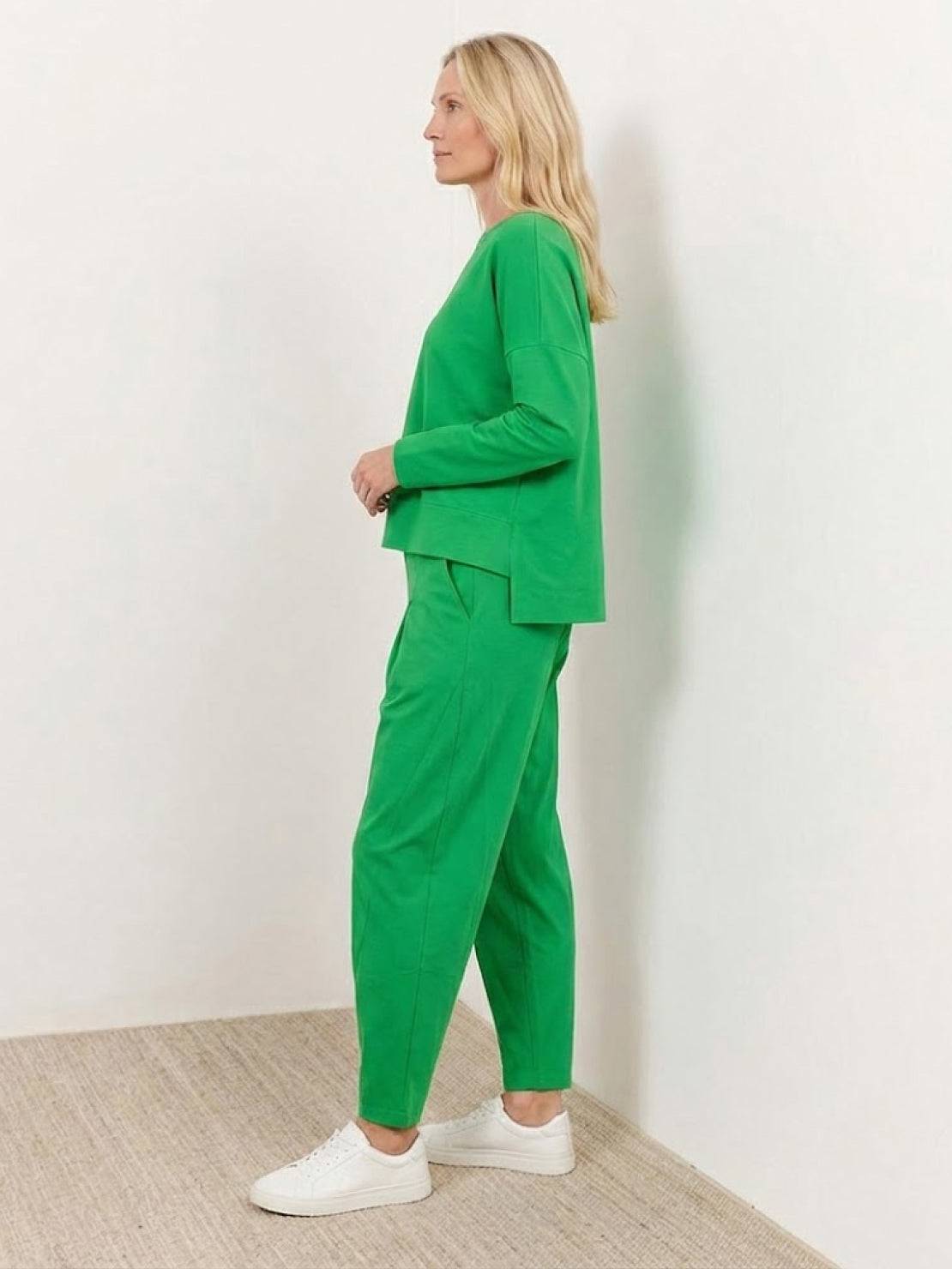 All-Day Comfort 2-Piece Outfit Set in lightweight breathable fabric for versatile everyday wear