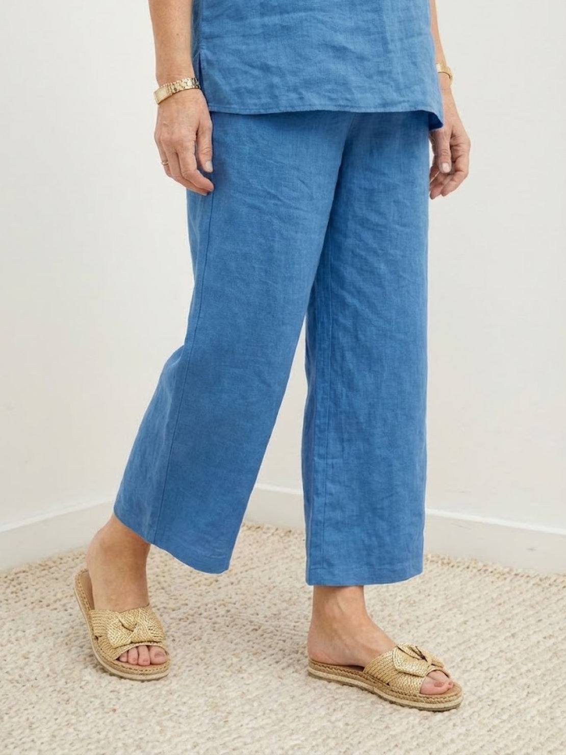 Women’s breezy cotton blend two-piece summer set with short sleeves and elastic waist pants