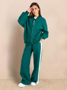 Easy Airport Lounge Set soft cotton-blend two-piece travel outfit with zip-front jacket and wide-leg pants for comfort and wrinkle resistance