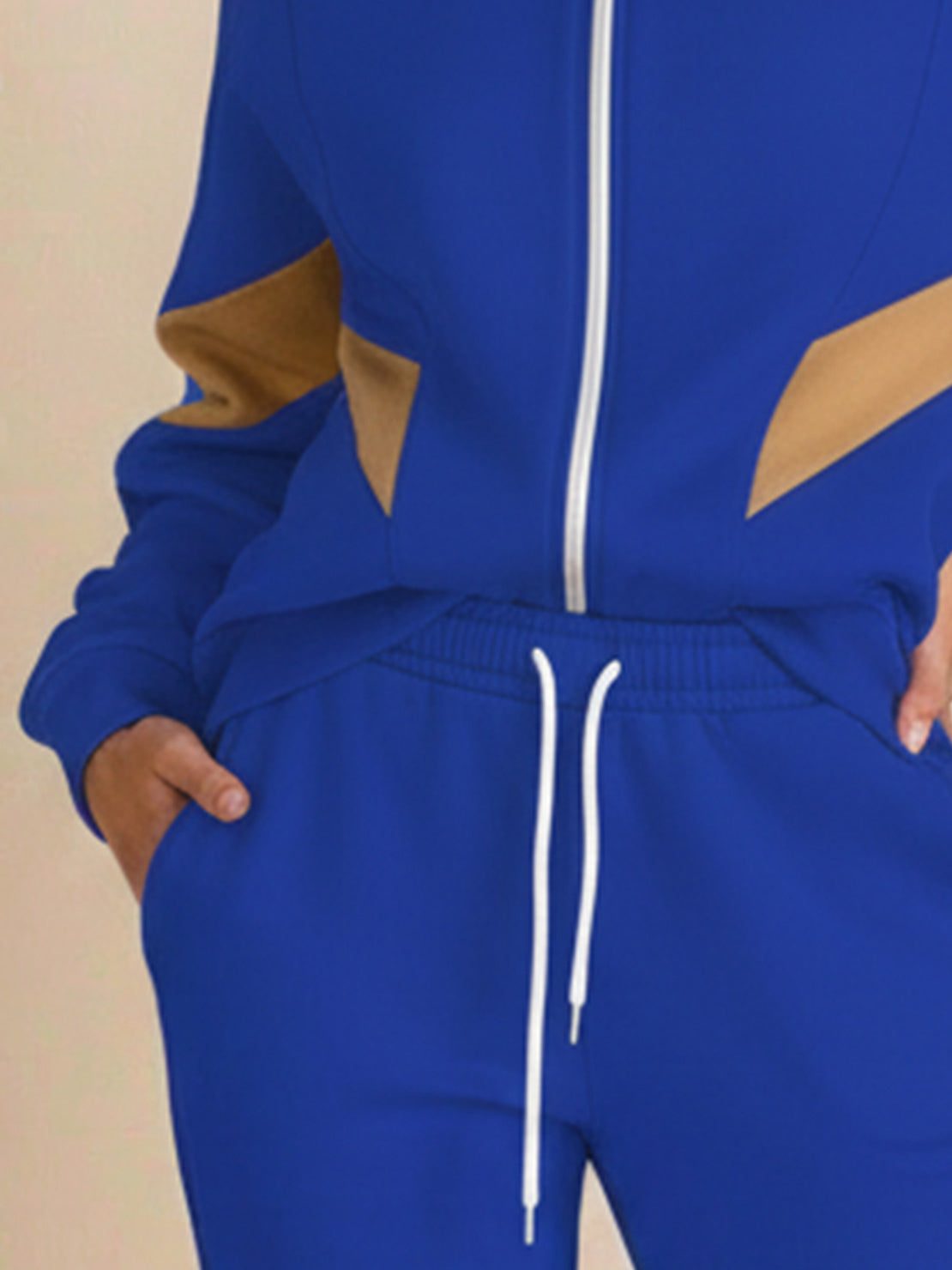 Colorblock Comfort Tracksuit with contrast curved panels and relaxed fit in wrinkle-resistant fabric