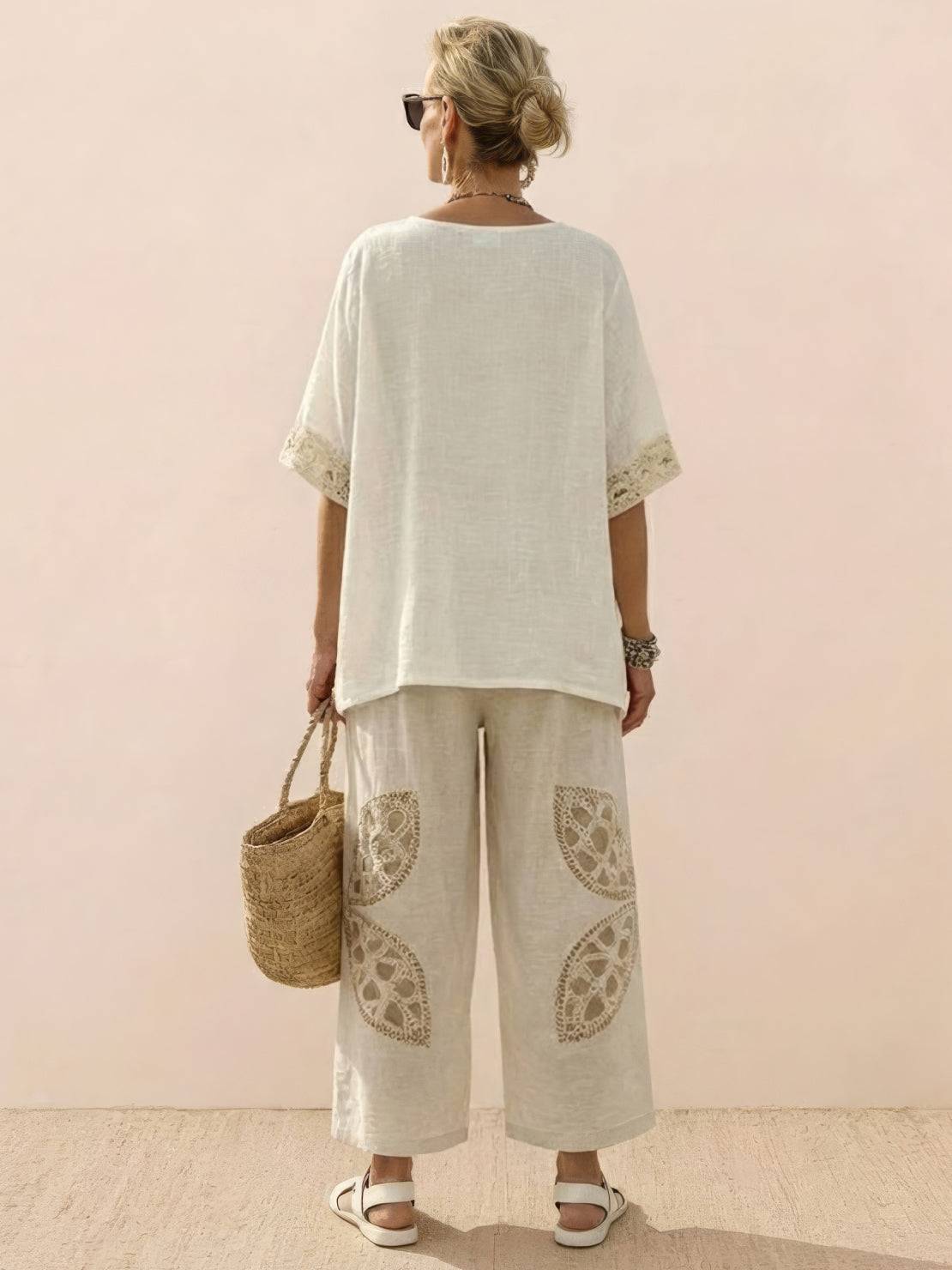Coastal Comfort Linen two-piece set with lace details and wide-leg pants in soft breathable fabric