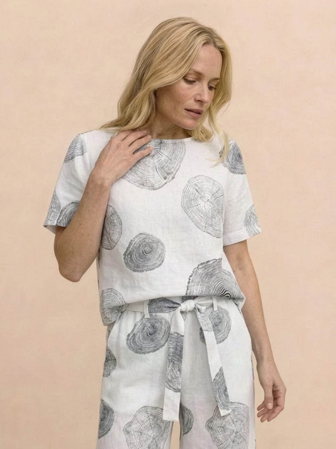 Cotton-linen blend monochrome two-piece set with soft, breathable fabric and relaxed fit