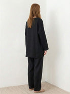 Everyday fashion loose-fit two-piece matching set in breathable fabric with relaxed silhouette