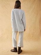 Two-piece oversized set for multi-weather comfort with breathable, wrinkle-resistant fabric and relaxed fit